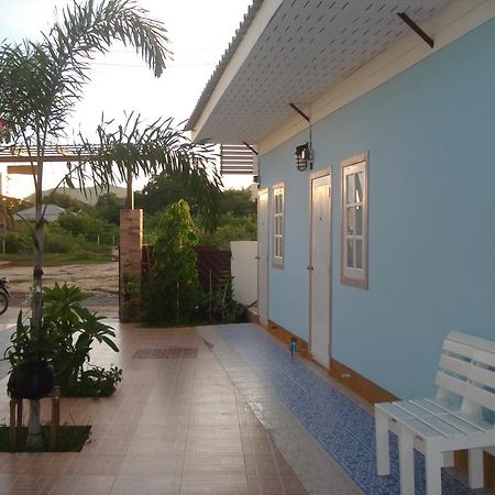 Hotel Baan Lom Talay Hua Hin Exterior foto