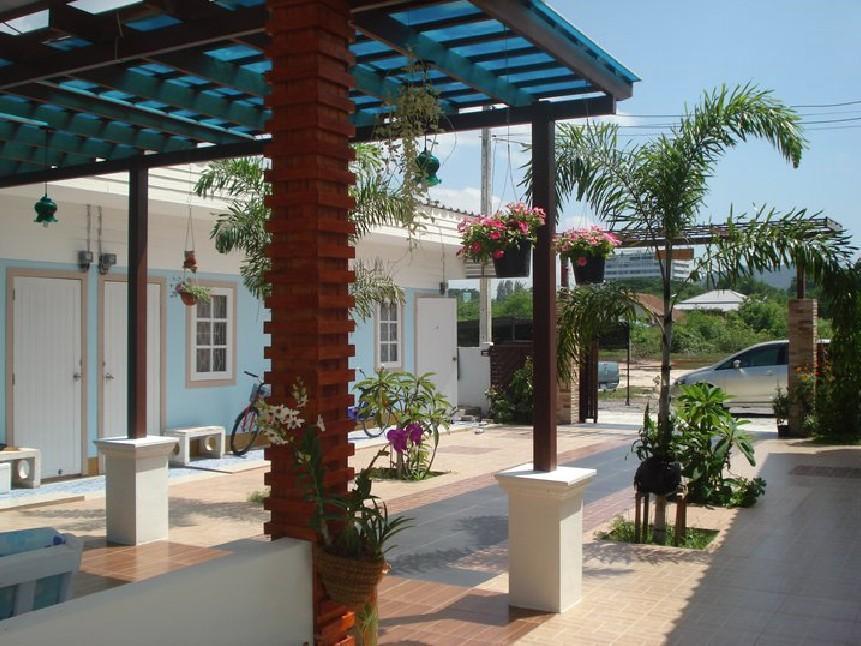 Hotel Baan Lom Talay Hua Hin Exterior foto